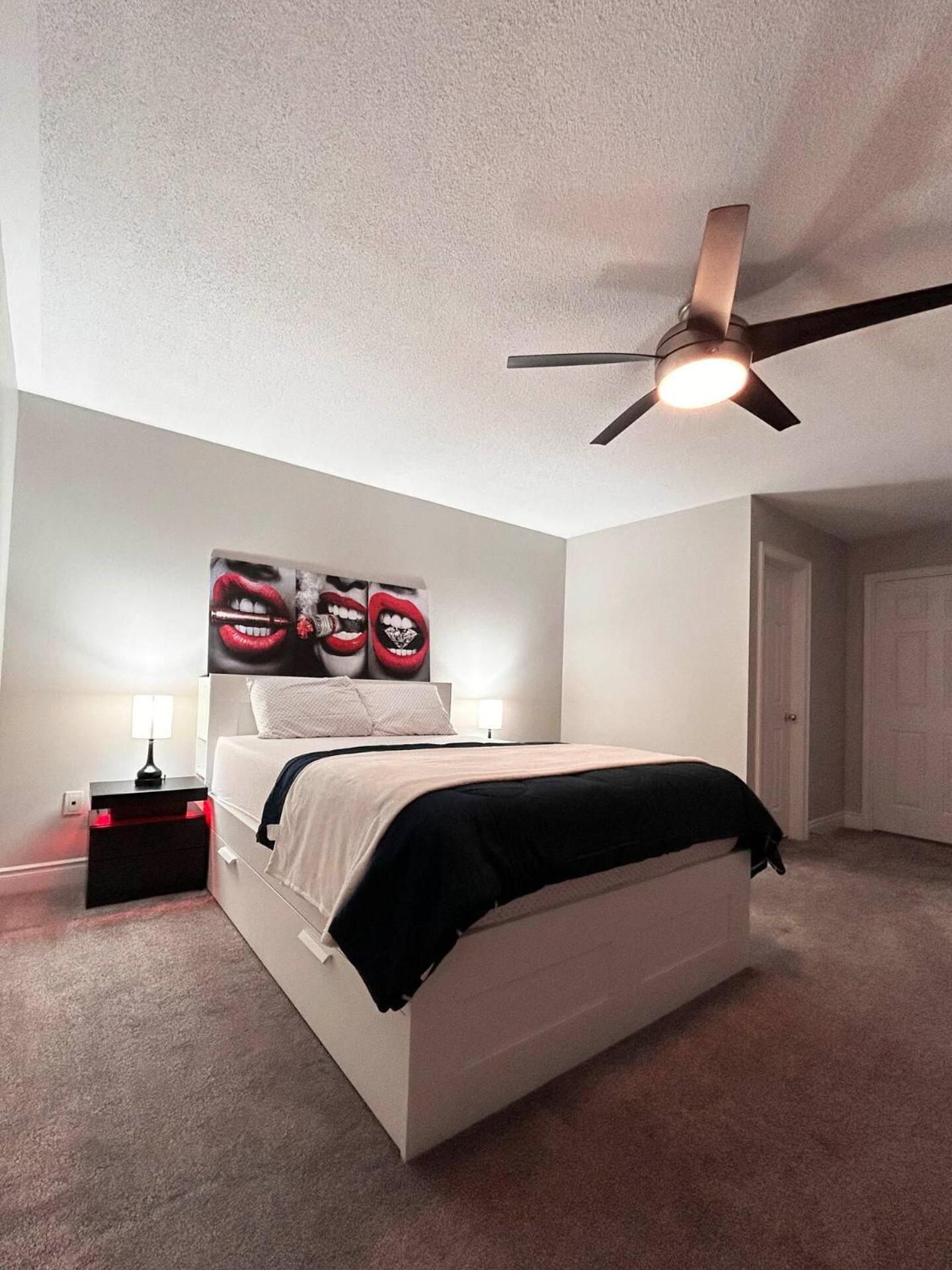 Room In Oshawa, 24/7 Security, Free Parking Extérieur photo